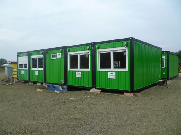 Přepravní kontejnery na festivalech